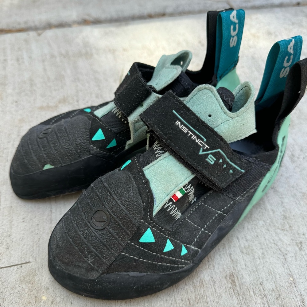 Scarpa instinct VS rock climbing shoe size 37